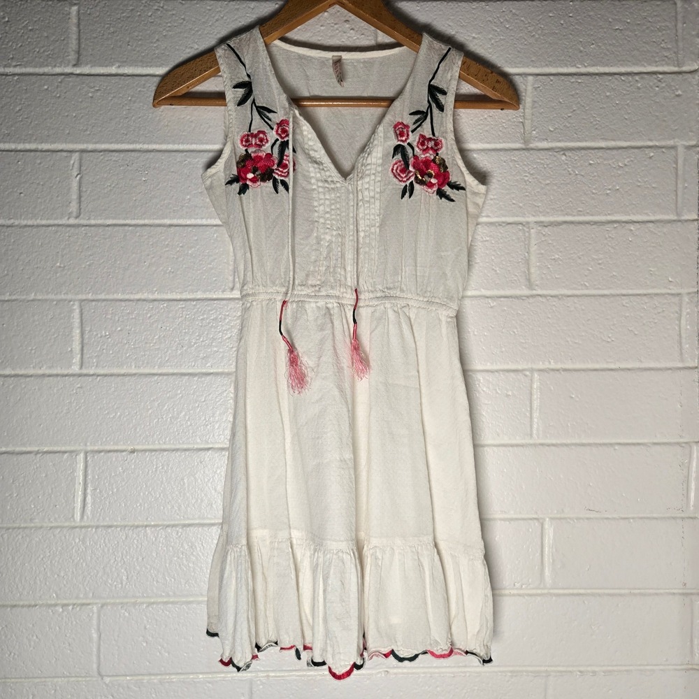 Anthropologie Raga Orchid Creek Embroidered Mini Dress Small Boho Tassel Sequins